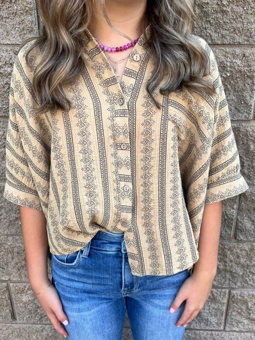 Easel Sloan Top
